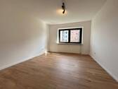 Zimmer I - 3 Zimmer Etagenwohnung in Husum