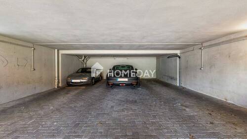 Parkplatz 2 - 