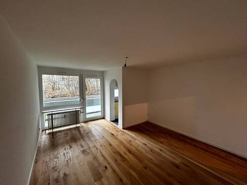 Wohnraum - 1 Zimmer Etagenwohnung zum Kaufen in München