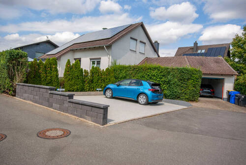 Straßenansicht - 6 Zimmer Einfamilienhaus zum Kaufen in Langelsheim