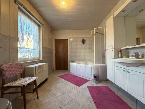 Badezimmer Erdgeschoss - 