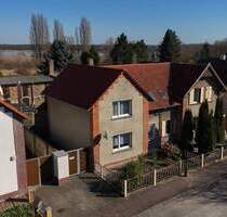 Wohnen nach Ihren Ideen in Petersroda: Wohnhaus mit Innenhof, Garage und vielseitigen Möglichkeiten! - Sandersdorf-Brehna