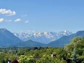 Blick auf die Zug- und Alpspitze - 5 Zimmer Mehrfamilienhaus, Wohnhaus zum Kaufen in Murnau am Staffelsee