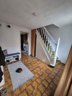 Flur - 3 Zimmer Einfamilienhaus zur Miete in Frechen