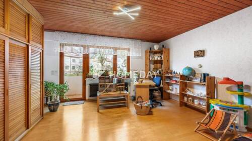 1. OG Elternschlafzimmer 1 - 