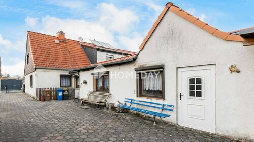Außenansicht 3 - 4 Zimmer Reihenendhaus zum Kaufen in Magdeburg