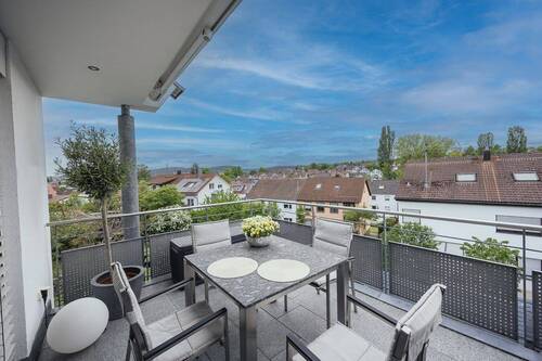 Sonniger Balkon - 