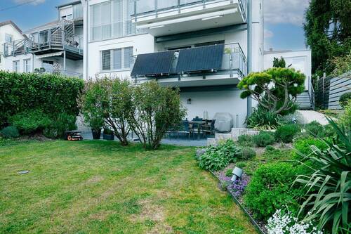 Sonniger Garten - 