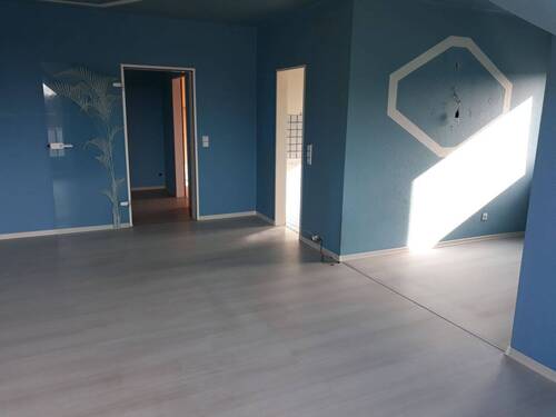 Wohnzimmer Richtung Küche, Diele - Etagenwohnung mit 68,00 m² in Lüdenscheid zum Kaufen