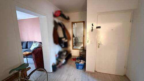 Flur - Etagenwohnung mit 54,00 m² in Köln zum Kaufen