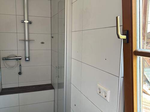 Wohnhaus 2 - Duschbad - 