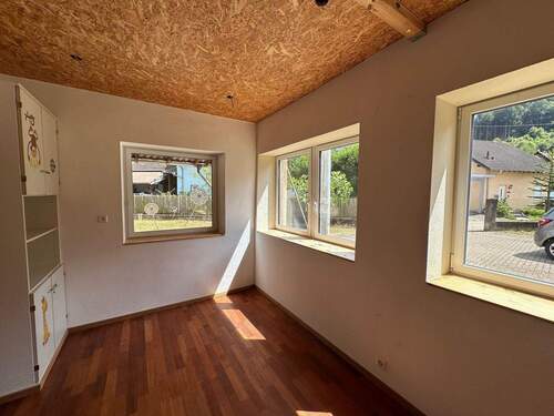 Wohnhaus 2 - Zimmer 1 - 