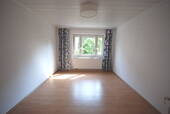 Wohnzimmer - 3 Zimmer Etagenwohnung zur Miete in Nürnberg