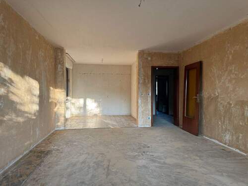 Wohnzimmer-/Esszimmer - 2 Zimmer Etagenwohnung in Düsseldorf / Angermund