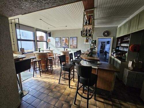 Bar EG - Hotel, Pension, Gasthof zum Kaufen in Lösnich