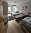 Zimmer 2 - 