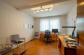 Büro-Schlafzimmer EG - 