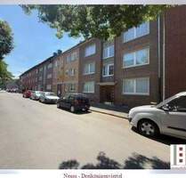 Sehr gepflegtes MFH! Dreikönigenviertel Neuss! VOLLVERMIETET!