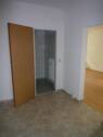 großer Flur mit Zugang Bad, KZ.,WZ - Etagenwohnung mit 57,50 m² in Reinsdorf zur Miete