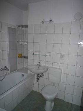 Bad mit Duschstange - 