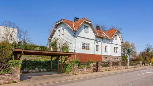 Außenansicht 1 - Ihr neues Zuhause in Sulzbach - Harmonie zwischen Ruhe und urbanem Leben