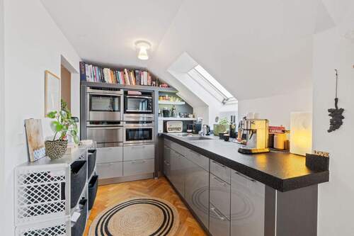 Küche - 2 Zimmer Etagenwohnung zum Kaufen in Köln