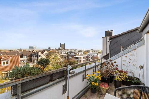 Ostbalkon - Etagenwohnung mit 96,00 m² in Köln zum Kaufen
