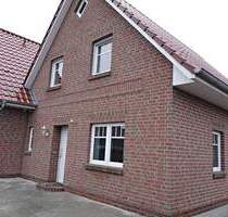 Gemütliche Doppelhaushälfte mit viel Platz und pflegeleichtem Garten in guter Lage von Großefehn!