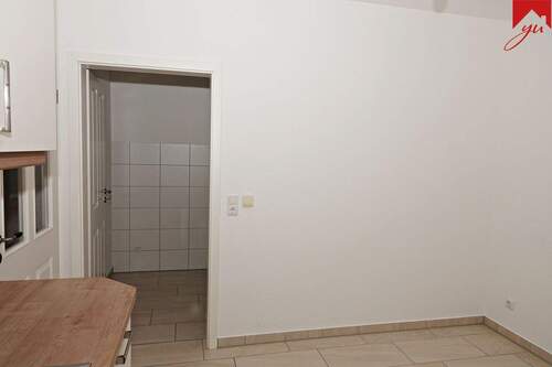 Küche mit Zugang zum HWR - 