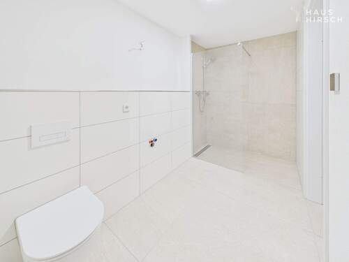 Badezimmer Untergeschoss - 