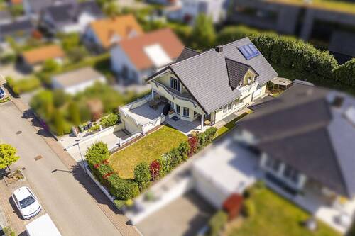 Außenansicht - 6 Zimmer Einfamilienhaus zum Kaufen in Affalterbach