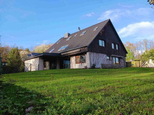 Bild 1 - Großzügiges Wohnhaus am Wendehammer im Handwerkerviertel