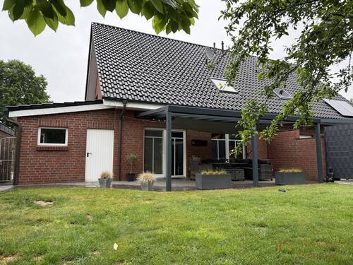 Garten - ++RESERVIERT++IMMOBILIEN GUMNIOR präsentiert: Sehr gepflegte DHH in beliebter Wohnlage von Salzbergen-Holsten