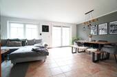 Wohn- Esszimmer - 4 Zimmer Doppelhaushälfte in Salzbergen / Holsten