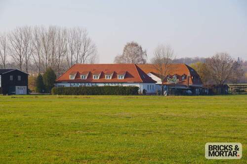 Ansicht Süden - +++ Immobilienensemble in Meißen - hohes Entwicklungspotenzial für Vermietungsprojekte +++