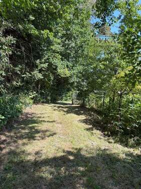 Zufahrt - Grundstück in Tiefenbach