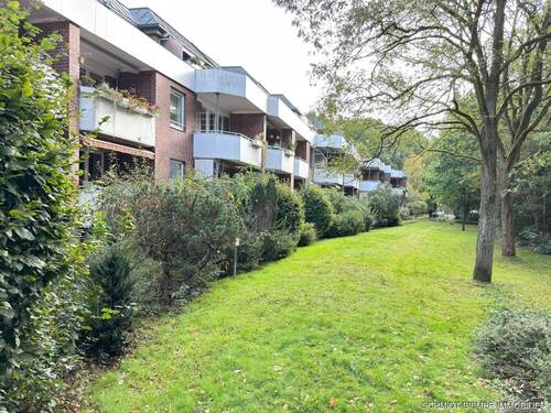 Außenansicht - Charmante 2 Zi.-Wohnung in zentraler Lage, mit Loggia und Stellplatz