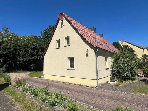 Seitenansicht - 5 Zimmer Einfamilienhaus in Gommern OT Vogelsang