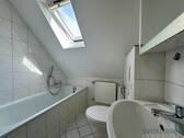 Badezimmer - Etagenwohnung mit 36,00 m&sup2; in Saarbrücken zur Miete
