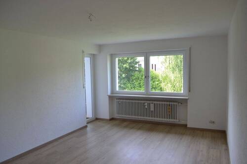 Wohn.-Esszimmer Foto 2.JPG - Gepflegte 2.-Zimmer-Wohnung - 570,00&nbsp;EUR Kaltmiete, ca.&nbsp; 53,00&nbsp;m&sup2;&nbsp;Wohnfl&auml;che
