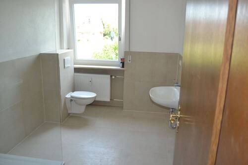 Bad Foto 1.JPG - 2 Zimmer Etagenwohnung in Zeitlarn