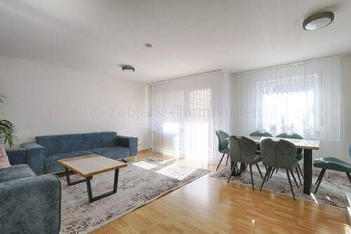 01_Wohnzimmer - 3 Zimmer Etagenwohnung zum Kaufen in Fürstenfeldbruck