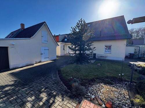 Rückansicht - 4 Zimmer Einfamilienhaus zum Kaufen in Mansfeld