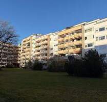 Helle 2-Zimmer-Wohnung ca. 85 m² mit Balkon, Aufzug und Tiefgaragenstellplatz in Fürth