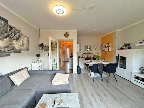 Wohn- und Essbereich - 