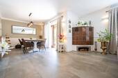 Essbereich mit Kachelofen - 