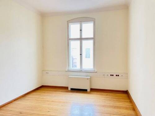 Zimmer 025 - 