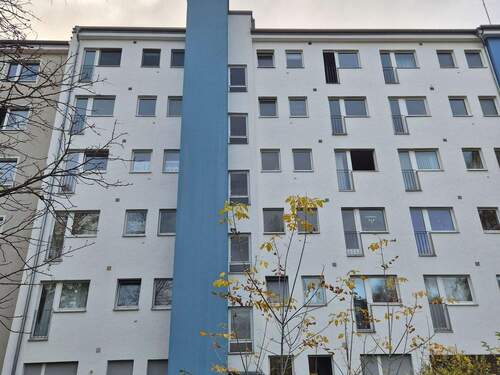 Hausansicht hofseitig - 2 Zimmer Etagenwohnung zum Kaufen in Berlin