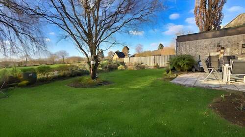Blick in den Garten - 6 Zimmer Einfamilienhaus in Tremsbüttel