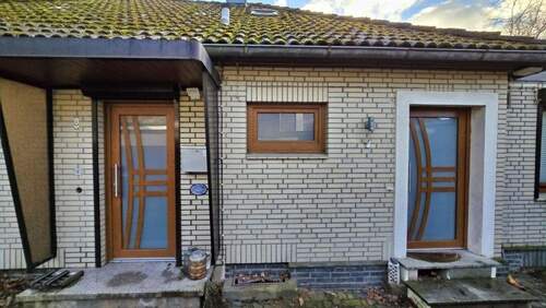 Eingänge - Einfamilienhaus mit 165,00 m&sup2; in Tremsbüttel zum Kaufen